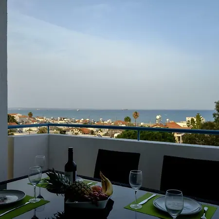 Oum Haram 66 Apartament Larnaca